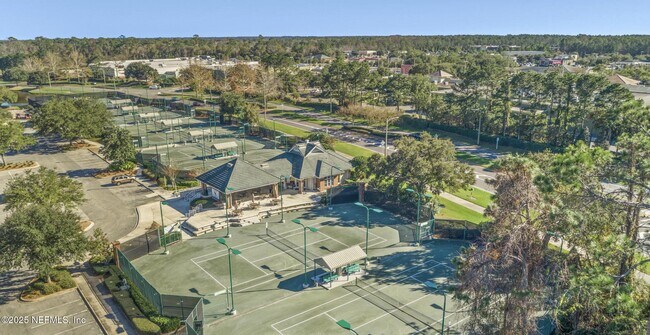 Building Photo - 1308 Holmes Landing Dr