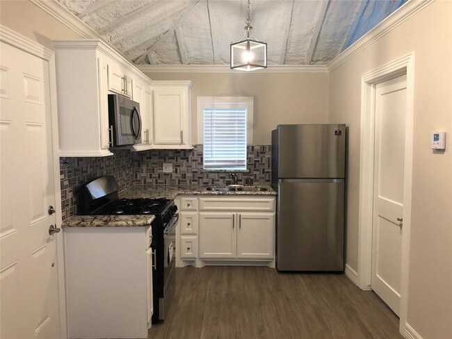 Building Photo - 1808 Wheeler Ave