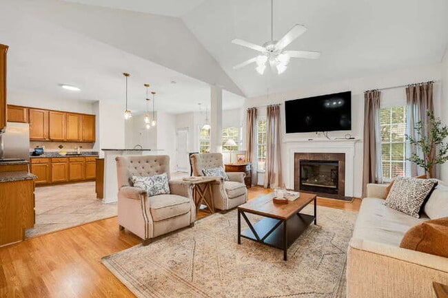 Building Photo - Updated 4 Bedroom + Office Home in Rivers Bend with 2-Car Garage – $3,000/mo