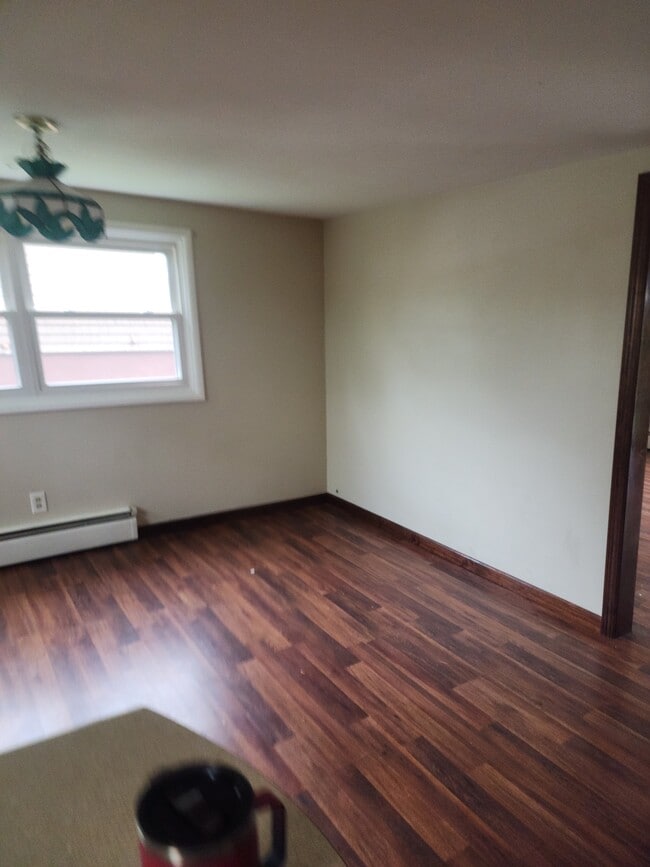 Building Photo - 601 Zimmer Ave