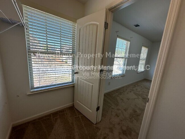 Building Photo - 2378 Centenary Way Ct