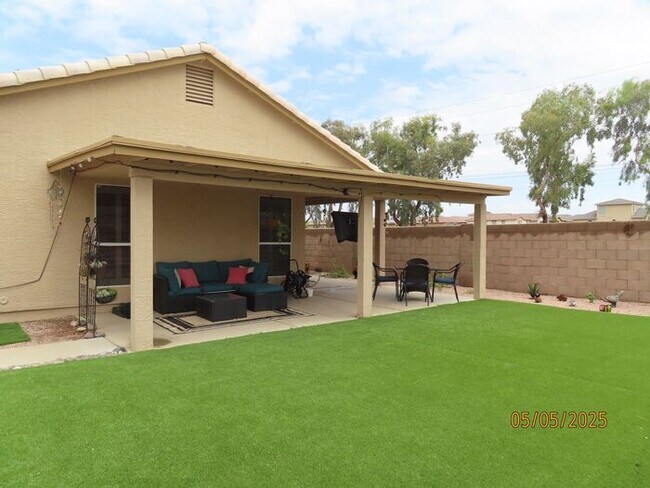 Building Photo - 2 Bedroom 2 Bath in Coyote Lakes