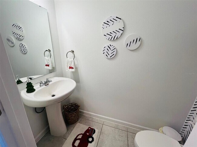 Building Photo - 2149 Treasure Hill St