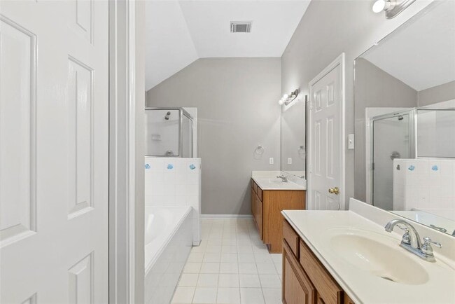 Building Photo - 2106 Ruffian Ln