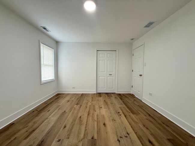 Building Photo - 14916 Langley Ave