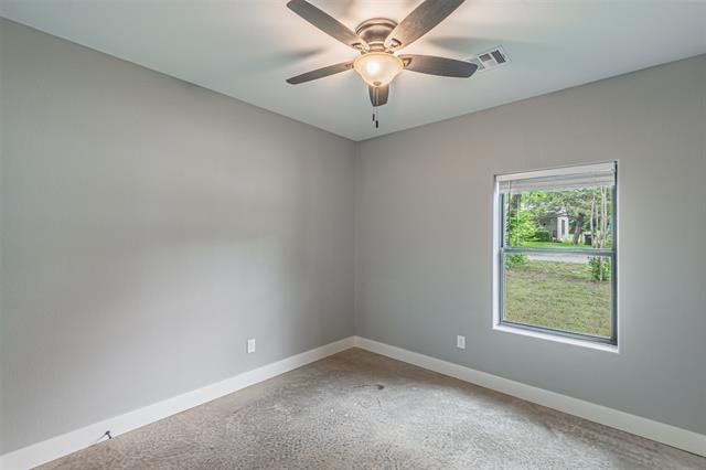 Building Photo - 117 W Sears St