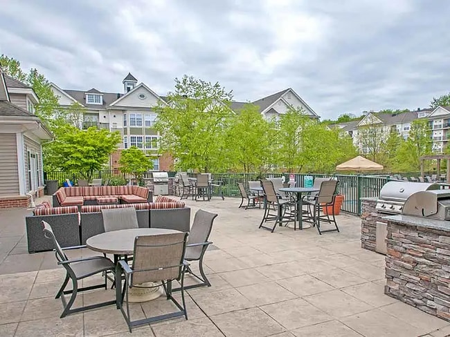 Building Photo - 1776 Patriots Ln