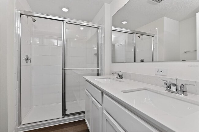 Building Photo - 16587 Barbours Crk Wy