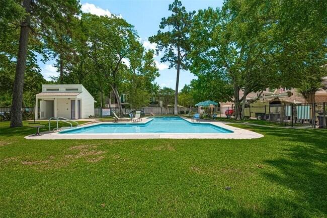 Building Photo - 12625 Memorial Dr