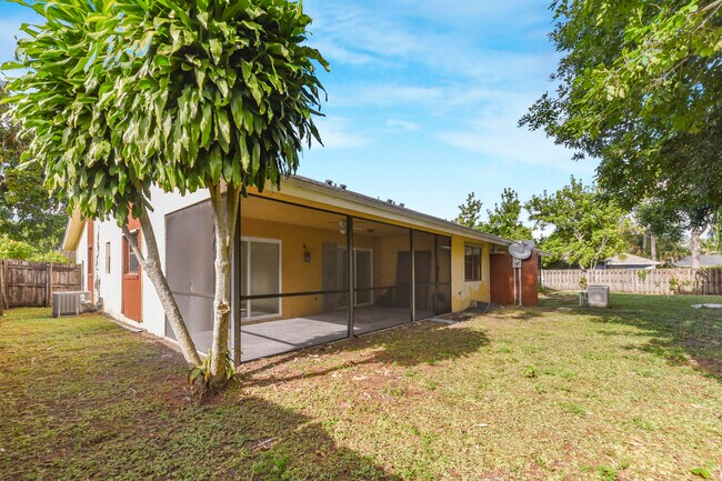 Building Photo - 12452 Guilford Way