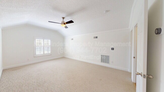 Building Photo - 283 Holland Dr