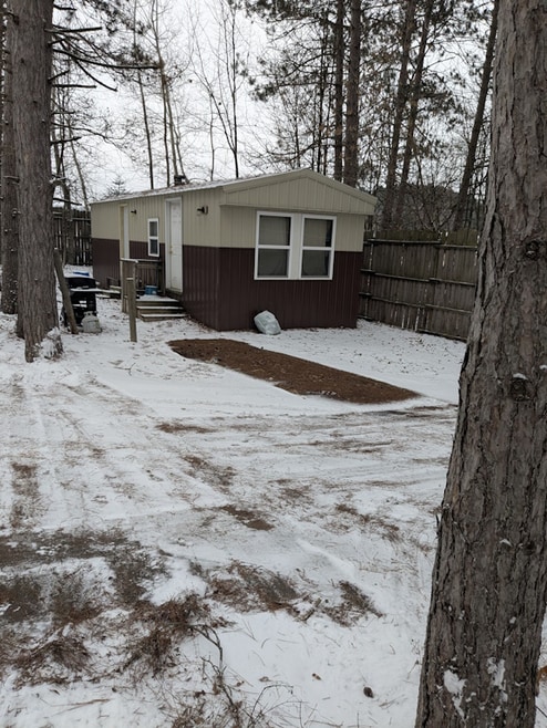Building Photo - 17055 Easy Way