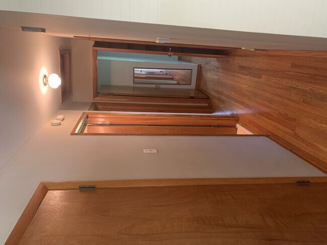 Building Photo - 8327 Lonkar