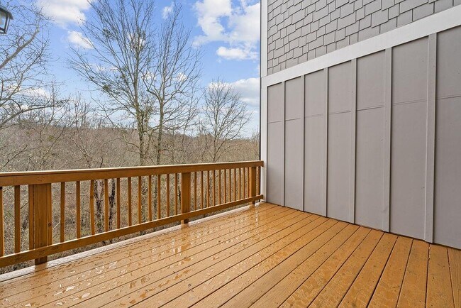 Building Photo - 2247 Pink Hawthorn Dr