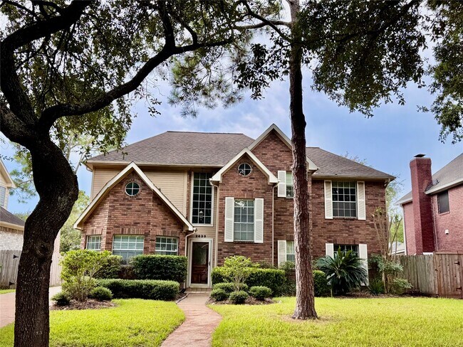 Building Photo - 2623 Double Lake Dr