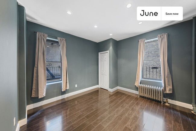 Building Photo - 23 E 109th St