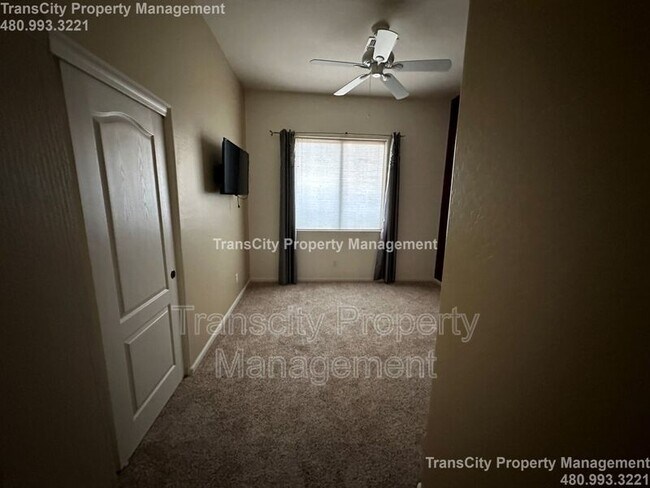 Building Photo - 26811 N 64th Ave