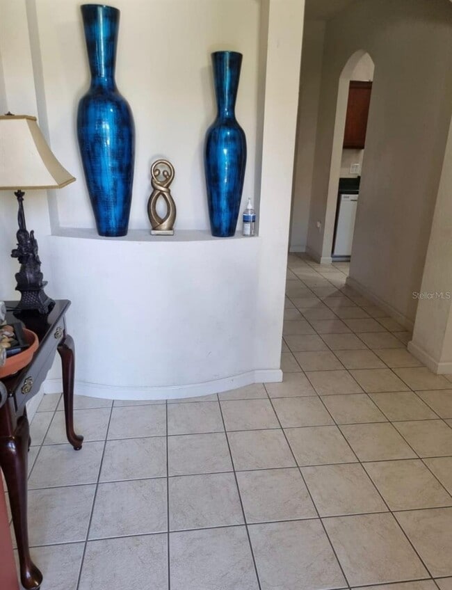 Building Photo - 3106 Ashland Ln N