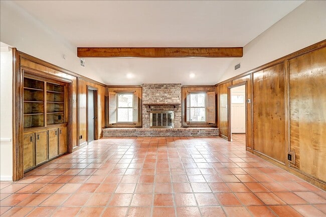 Building Photo - 5530 Tahoe Cir