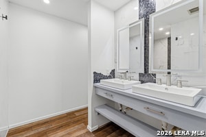 Building Photo - 902 Amber Knoll