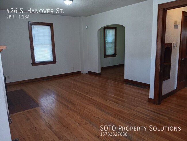Building Photo - 2BD/1.5BA Pet Friendly and HUD accepted