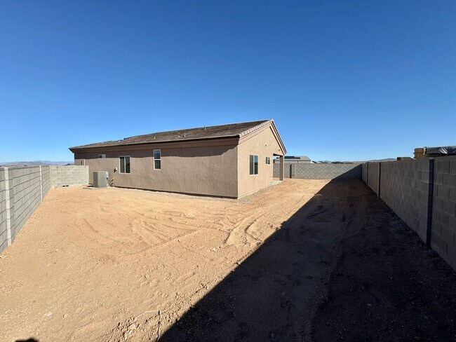 Building Photo - Come Check Out this Beautiful 2025 New Build!!!! *MOVE IN SPECIAL, $500 OFF OF THE FIRST MONTH RENT*