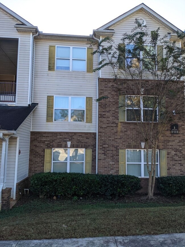 Building Photo - 2201 Waldrop Pl