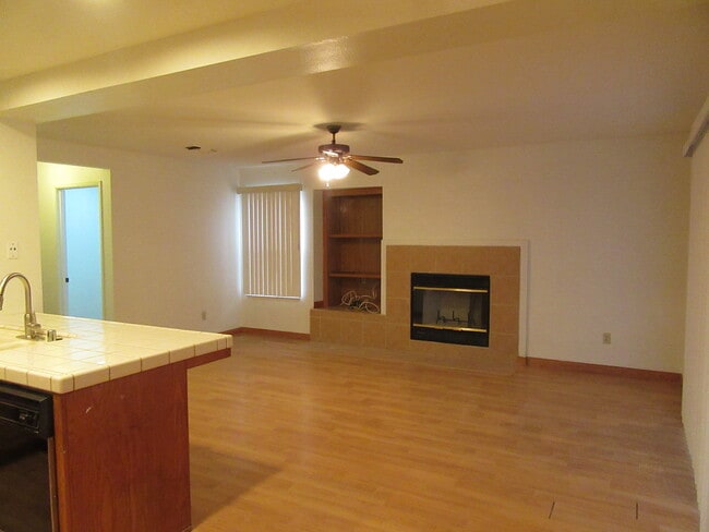 Building Photo - 7908 Tule Creek Ct