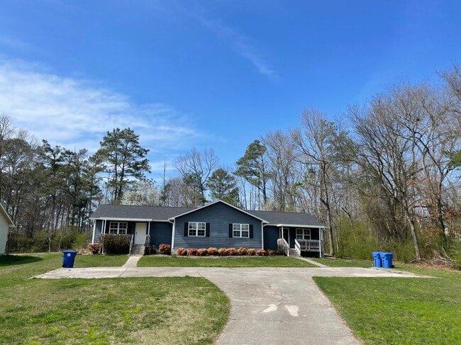 Building Photo - 5025 Bess Moore Rd