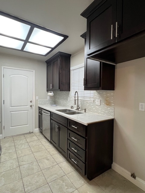 Building Photo - 552 Cimarron Dr