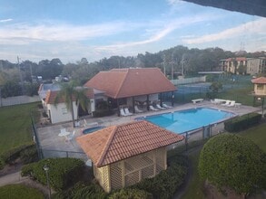 Building Photo - 2440 Winding Creek Blvd