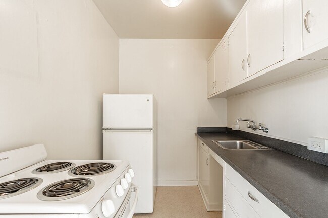 Interior Photo - Roosevelt Apartments