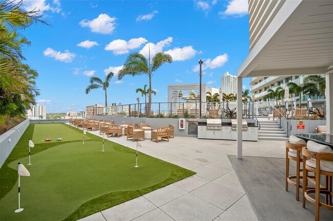 Building Photo - 400 Central Ave