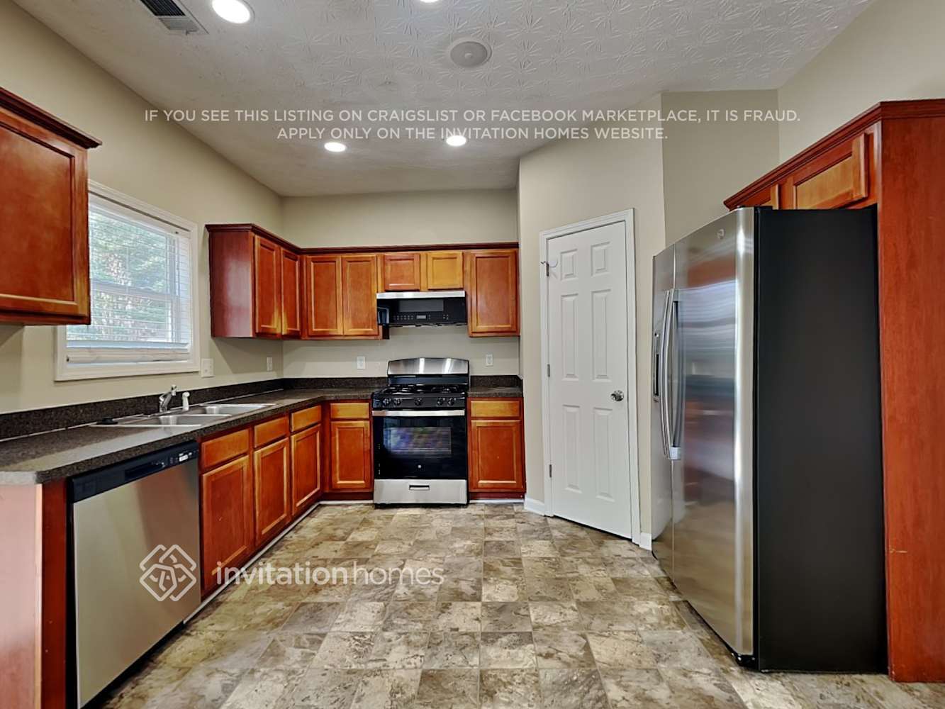 Building Photo - 1509 Park Grove Dr