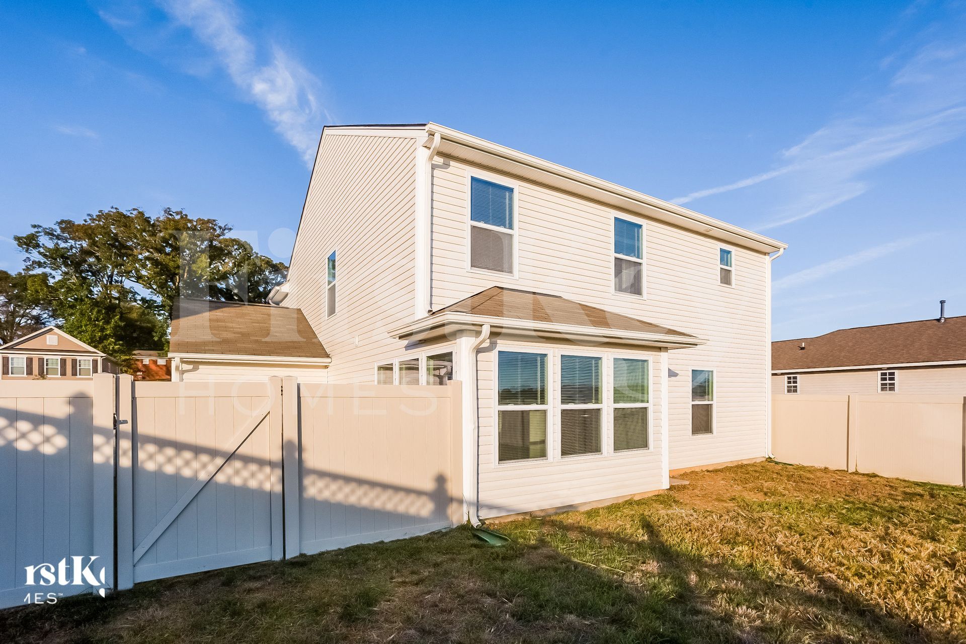 Building Photo - 1990 Quill Ct