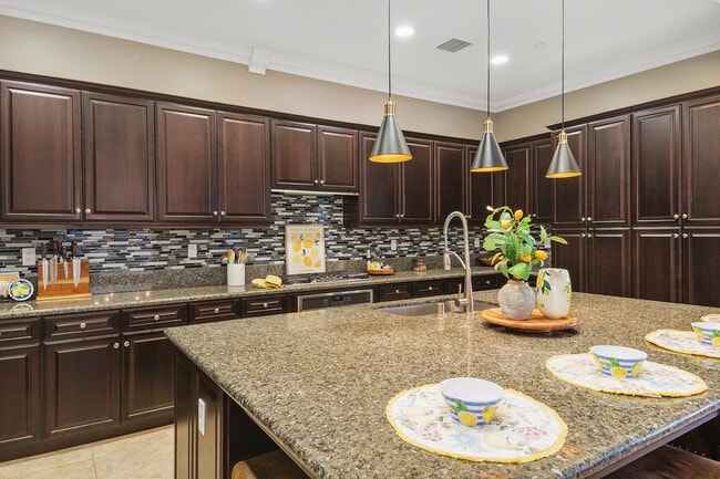 Building Photo - 43230 La Scala Way