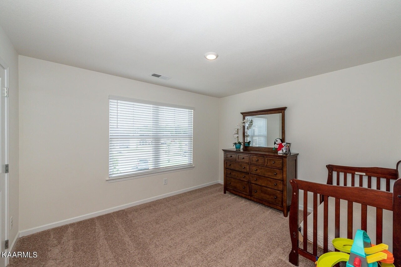 Building Photo - 1606 River Poppy Rd