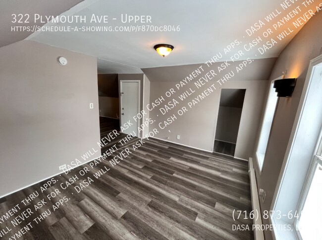 Building Photo - 322 Plymouth Ave