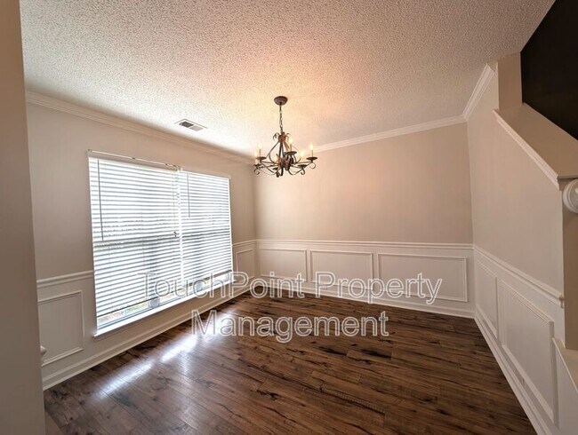 Building Photo - 7603 Lullwater Cove