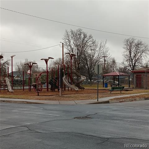 Building Photo - 184 N 9th Ave