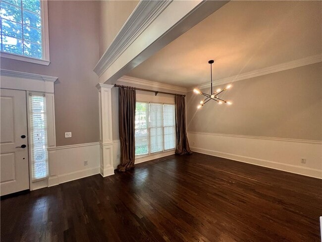 Building Photo - 5630 Sandown Way