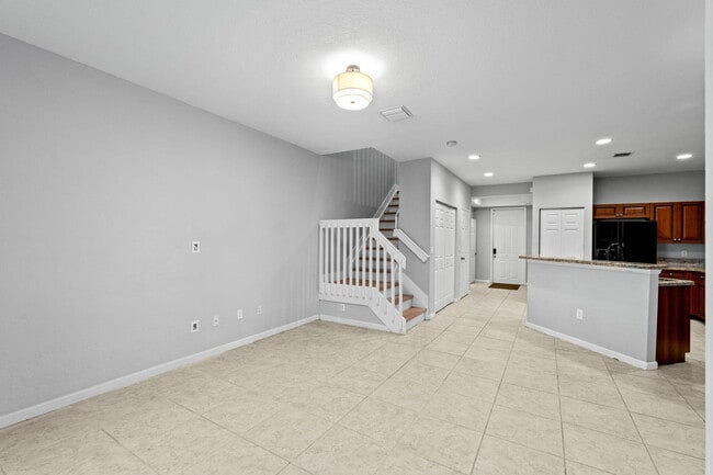 Building Photo - 1411 Lucaya Dr