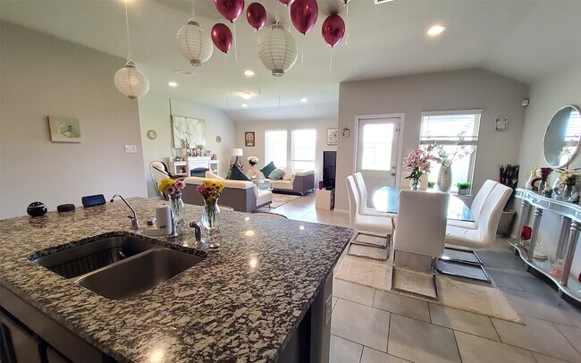 Building Photo - 29614 Kettle Creek Ct