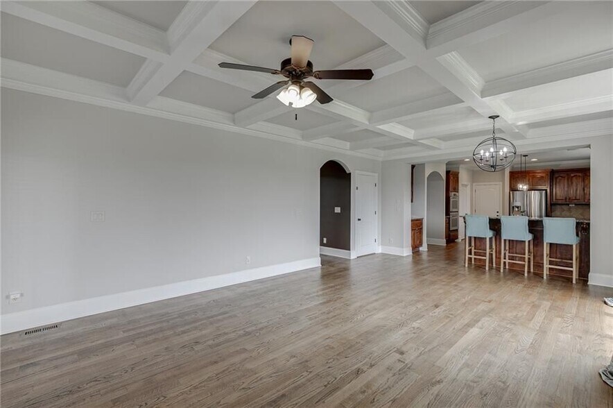 Building Photo - 4612 Grandview Pkwy