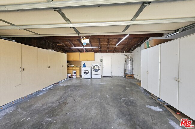 Building Photo - 23526 Dolorosa St