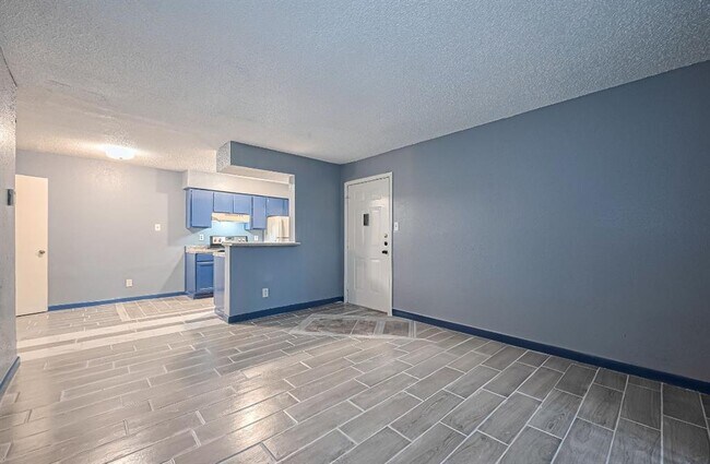 Building Photo - 12615 Brookglade Cir