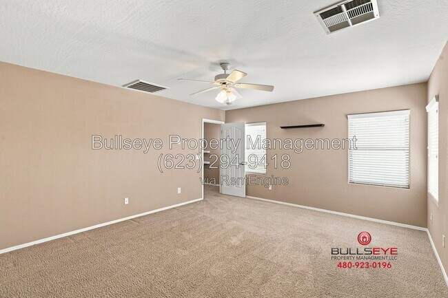Building Photo - 3289 E Ivanhoe St