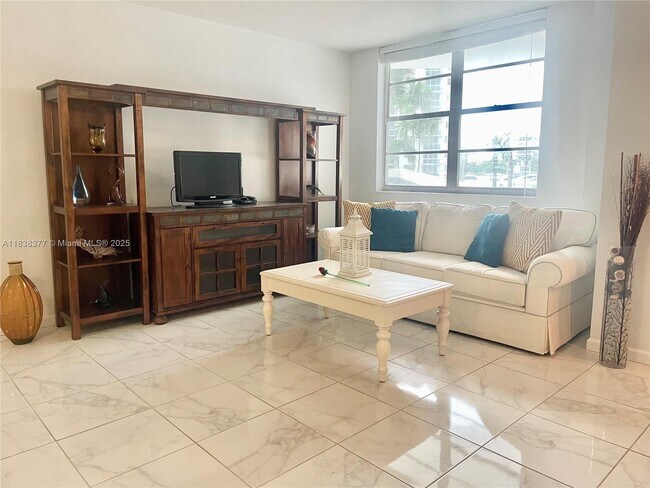 Building Photo - 3001 S Ocean Dr