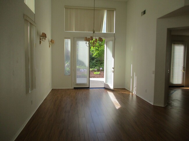 Building Photo - Desirable & spacious Sabre Springs 5 bedroom 3 bath 2 story home!