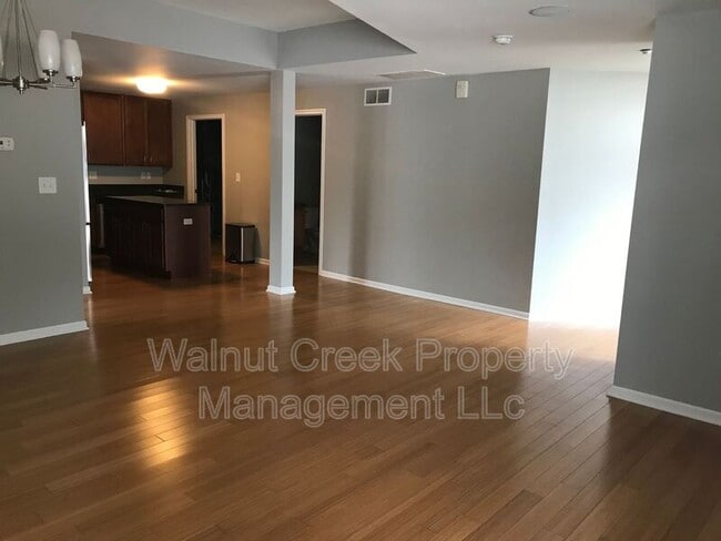 Building Photo - 7405 Battery Park Blvd